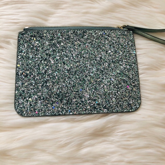 Old Navy super glittery/shiny wristlet - Picture 5 of 9